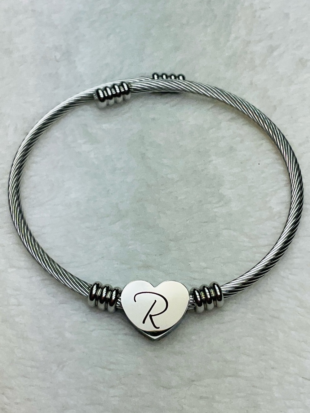 NIP Initial 'R' Stainless Steel Heart Cable Bracelet - One Size